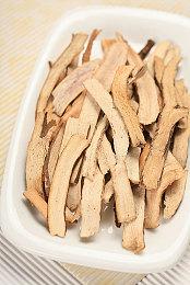 《剑星》与《妮姬》联动宣传片 超酷超帅速欣赏